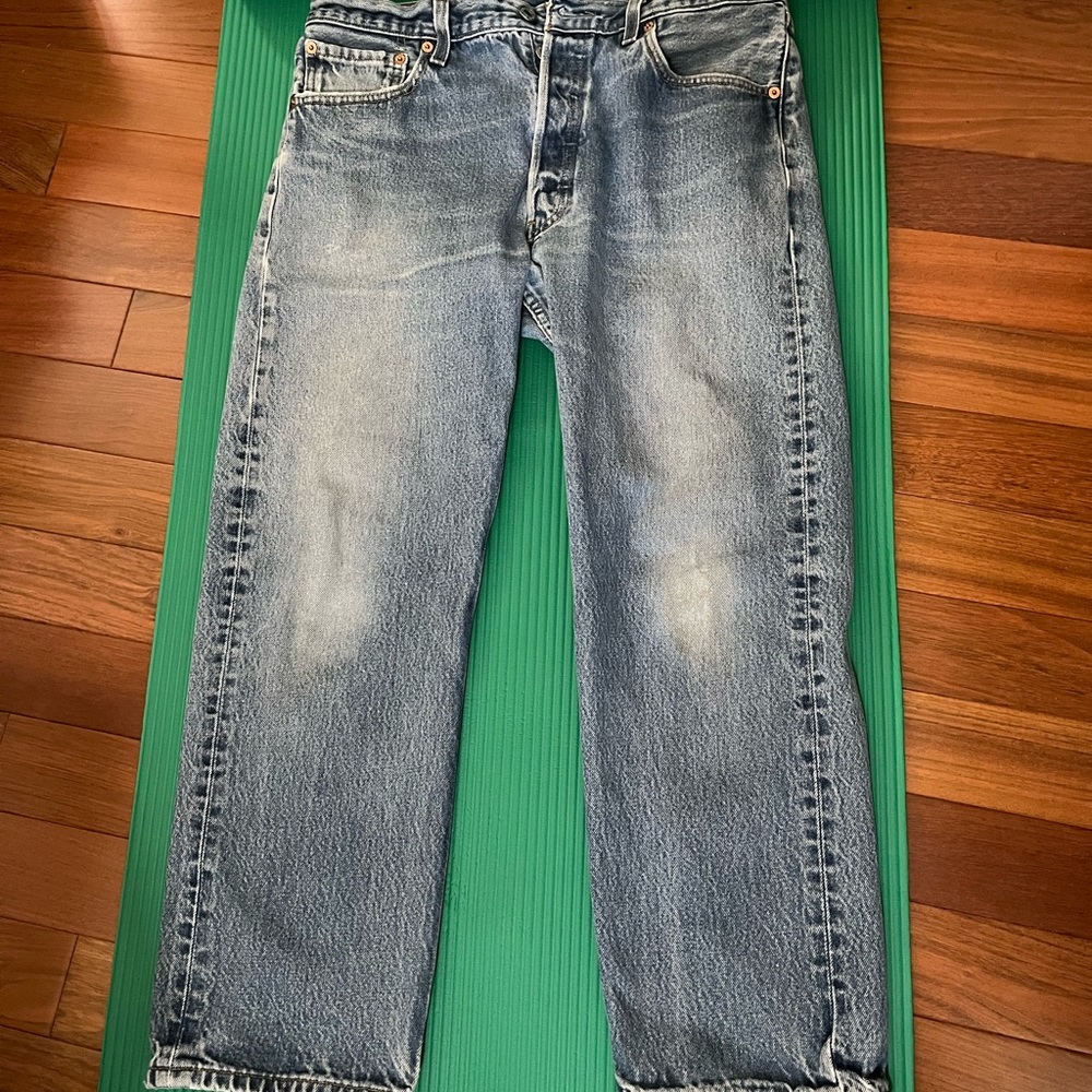 Men’s Levi’s 501 35 x 30 blue denim button fly straight leg good used conditi…